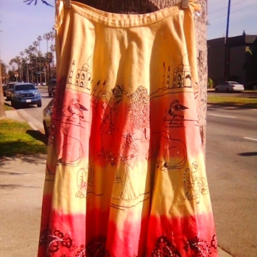 MIX NOUVEAU .Skirt .Made in INDIA Size 8.